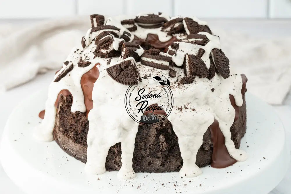 Cookies and Cream Bundt Cake with Oreos