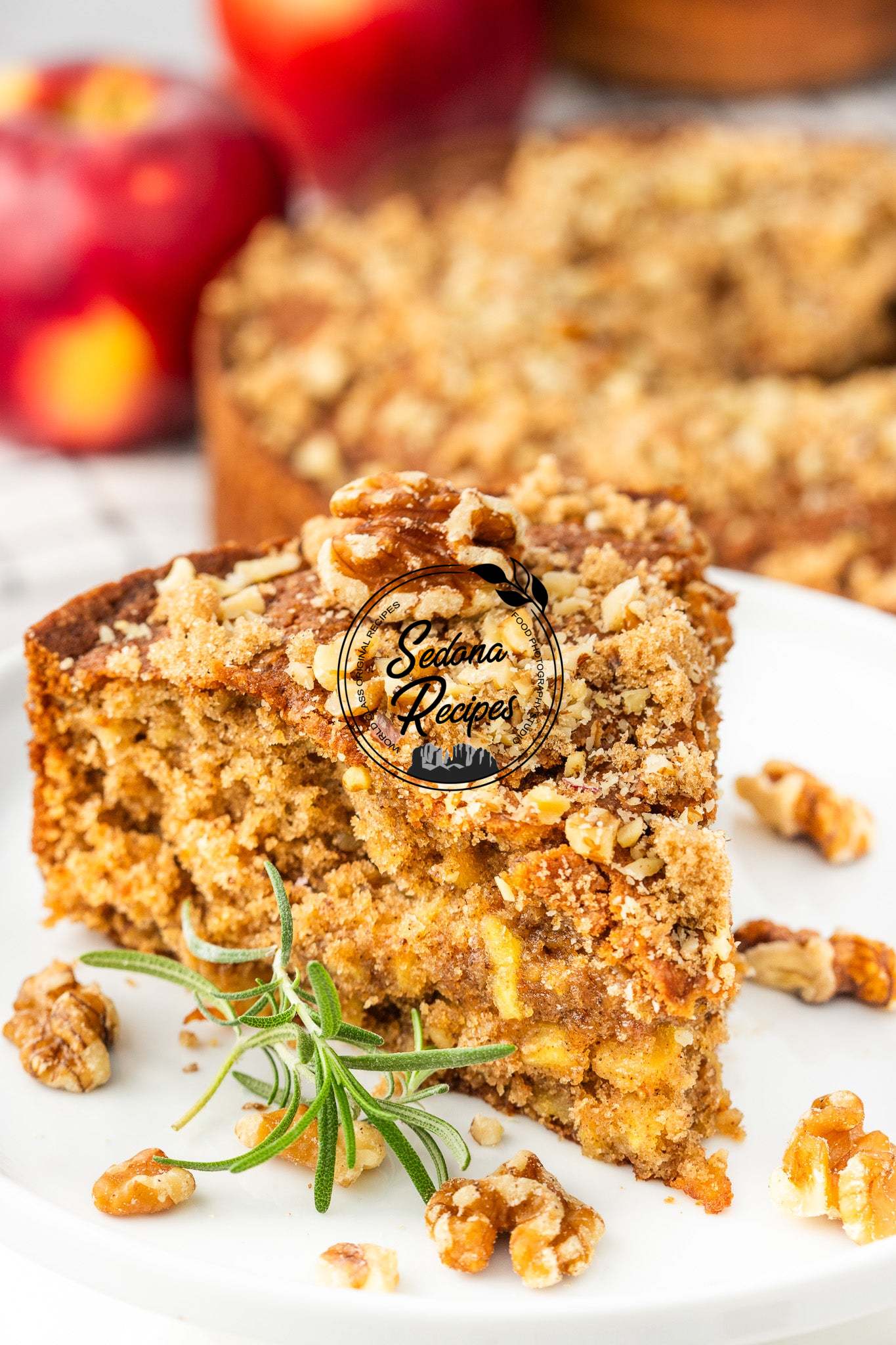 Cinnamon Apple Cake