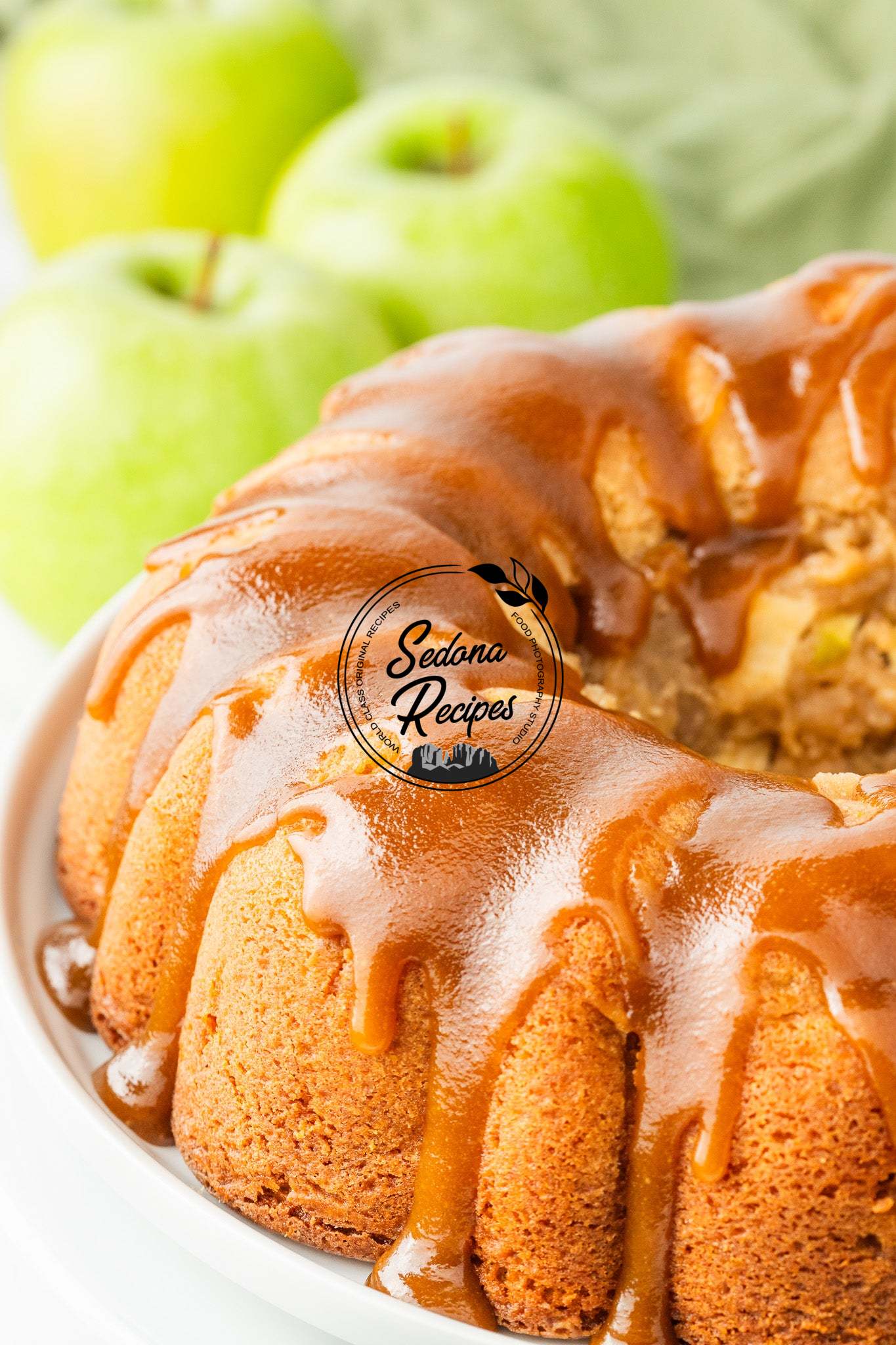 Caramel Apple Bundt Cake