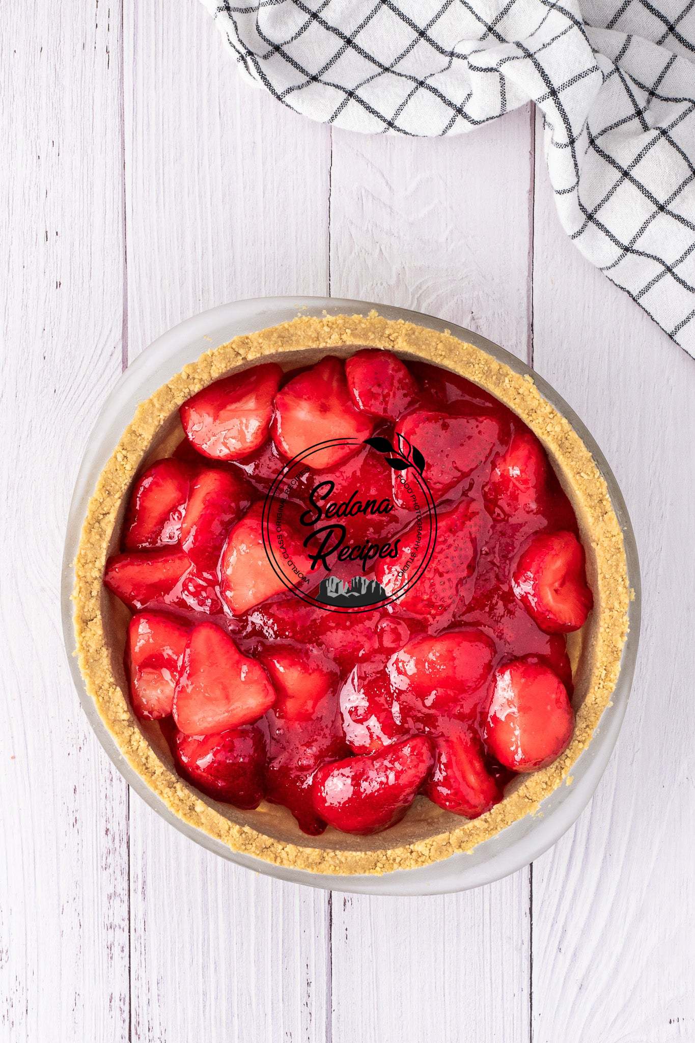 Fresh Strawberry Pie (No Bake)