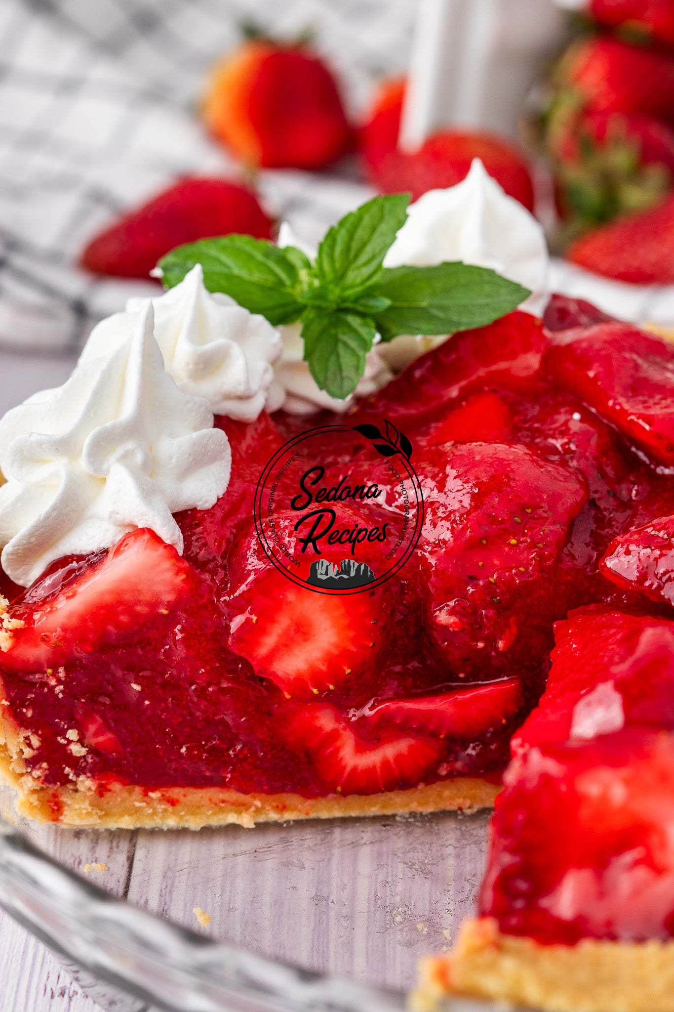 Fresh Strawberry Pie (No Bake)