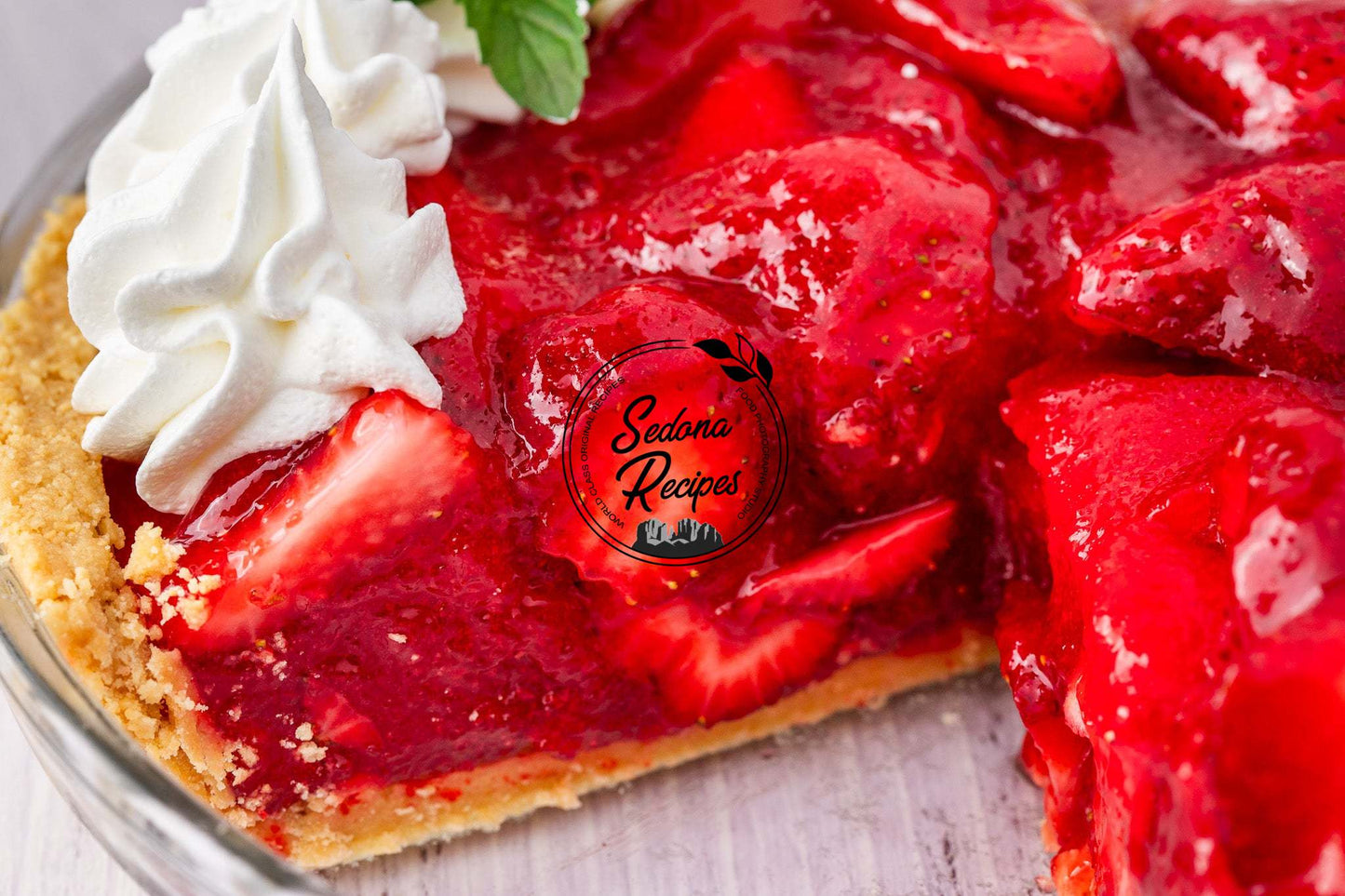 Fresh Strawberry Pie (No Bake)