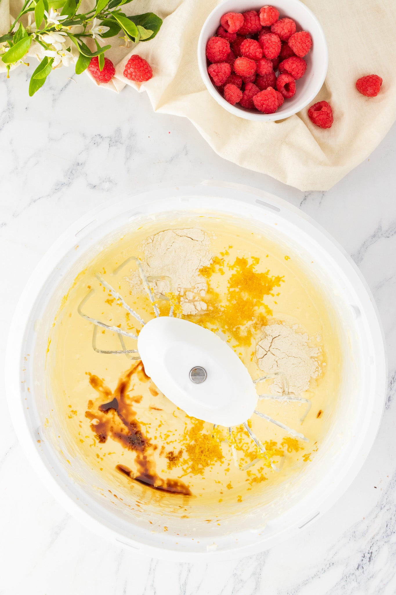 Lemon Raspberry Cheesecake Bars