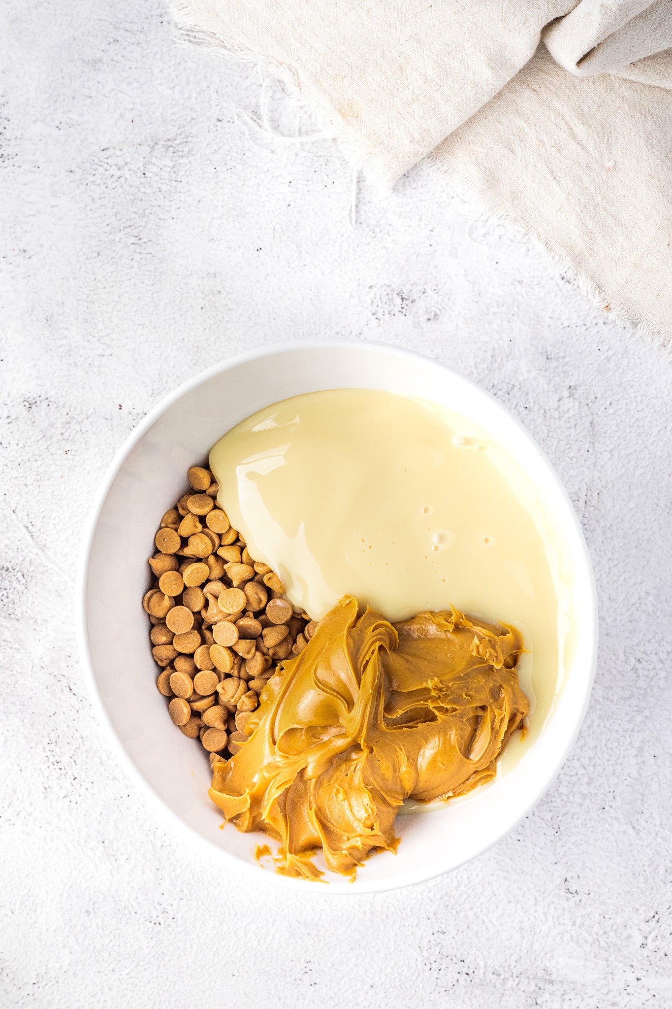 Peanut Butter M&M Christmas Fudge