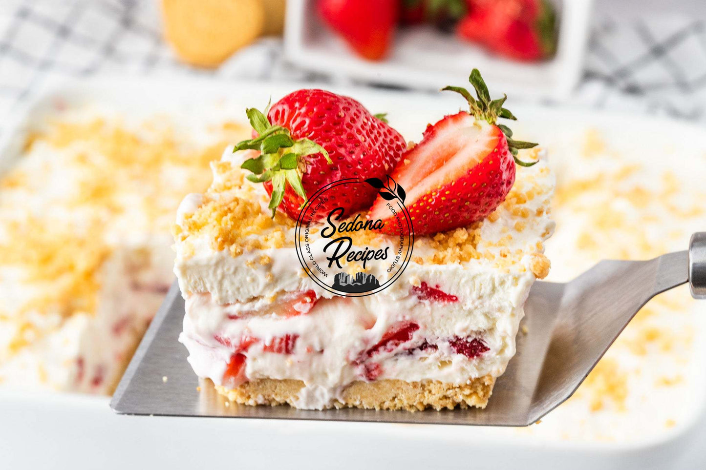 Strawberry Cheesecake Lasagna (No Bake)