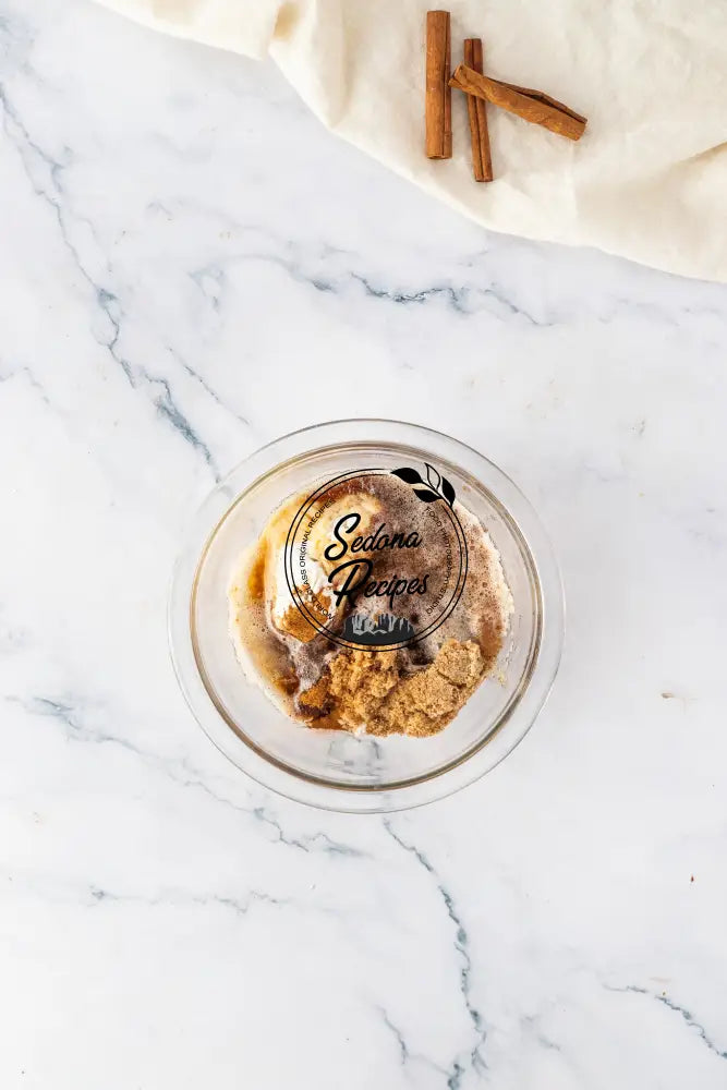 Brown Butter Cinnamon Roll Cheesecake