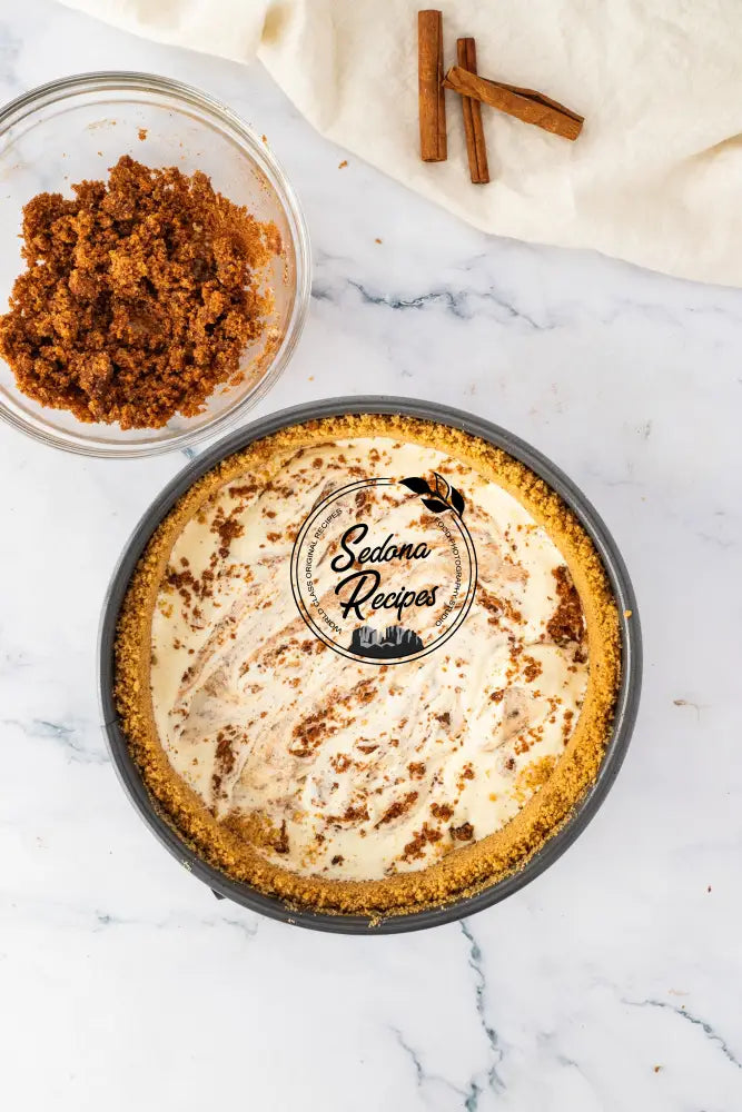 Brown Butter Cinnamon Roll Cheesecake