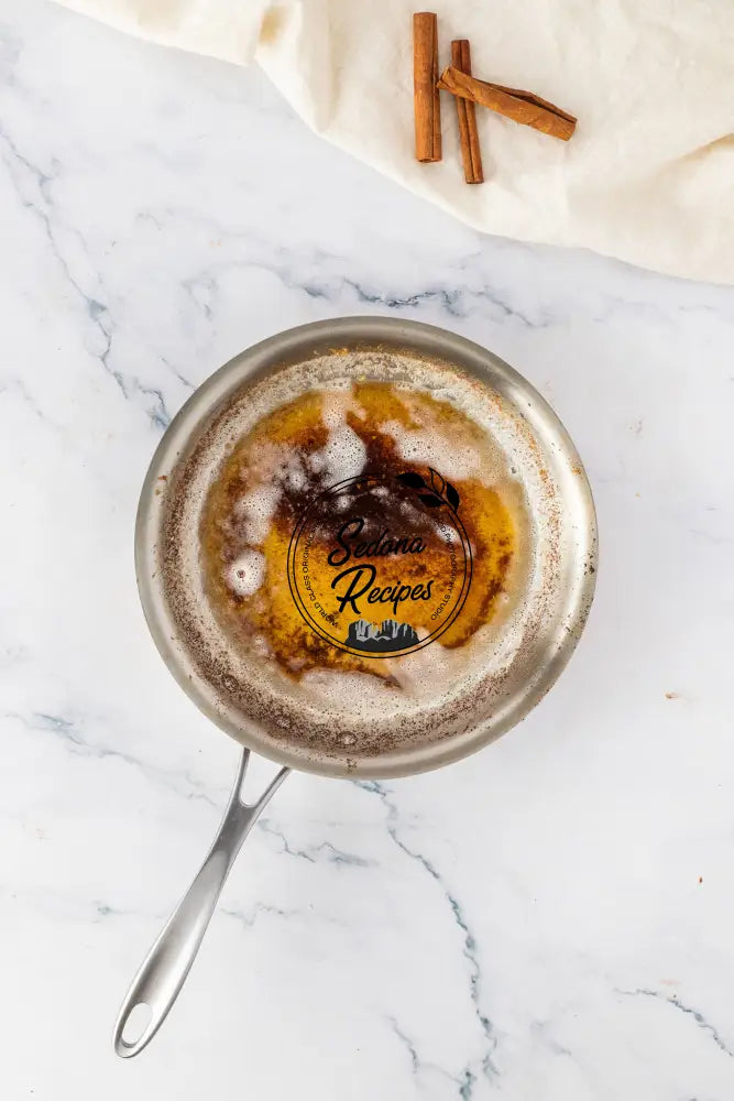 Brown Butter Cinnamon Roll Cheesecake