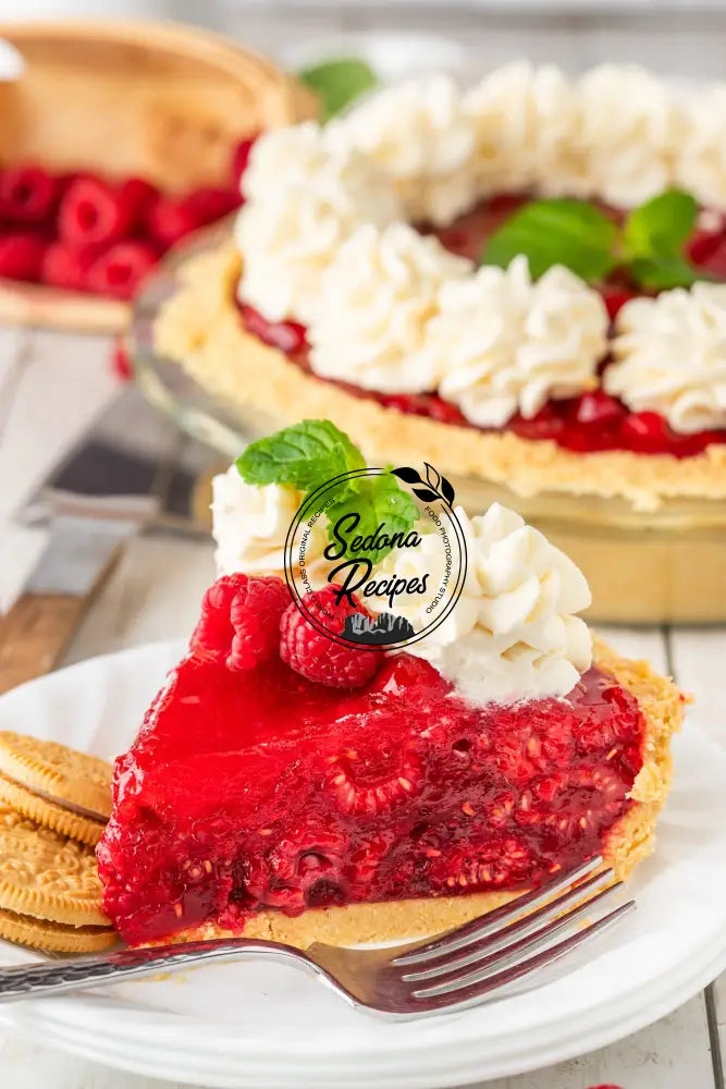 Fresh Raspberry Pie (No Bake)