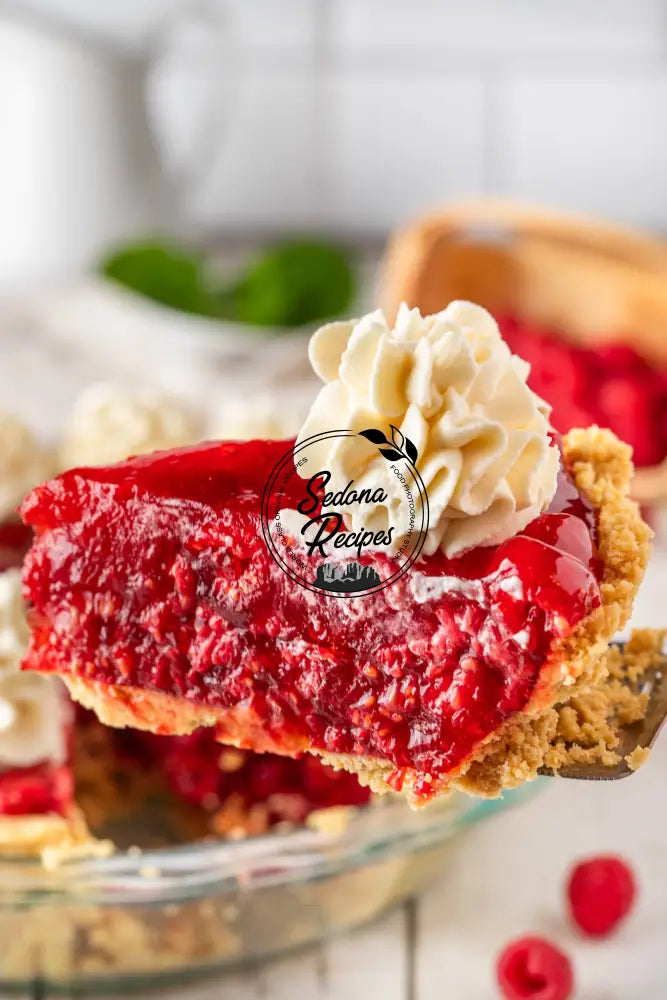 Fresh Raspberry Pie (No Bake)