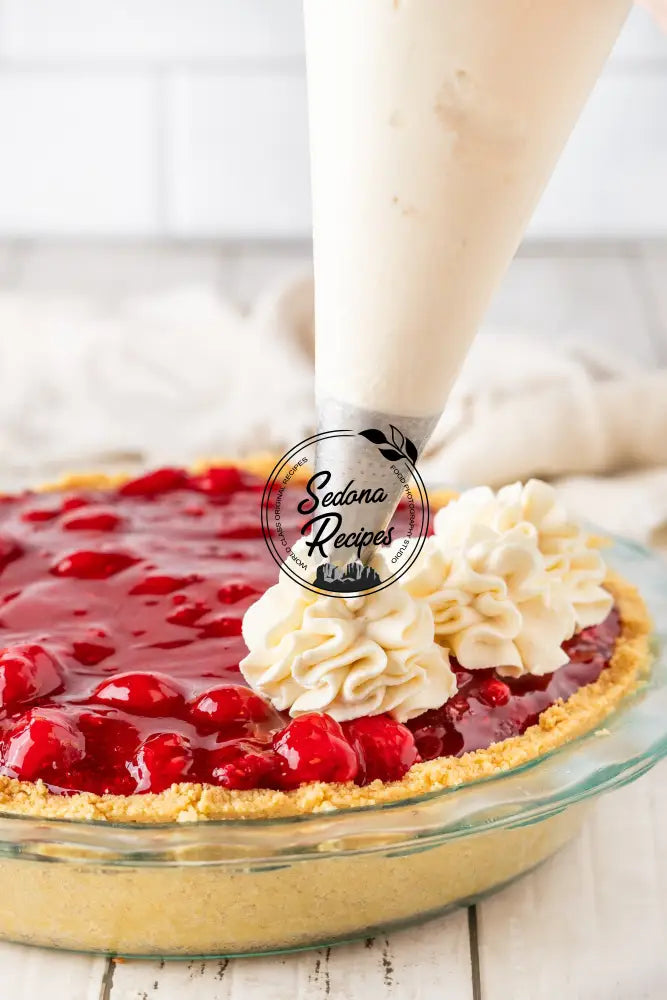 Fresh Raspberry Pie (No Bake)