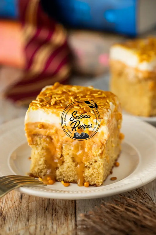 Harry Potter Butterbeer Poke Cake