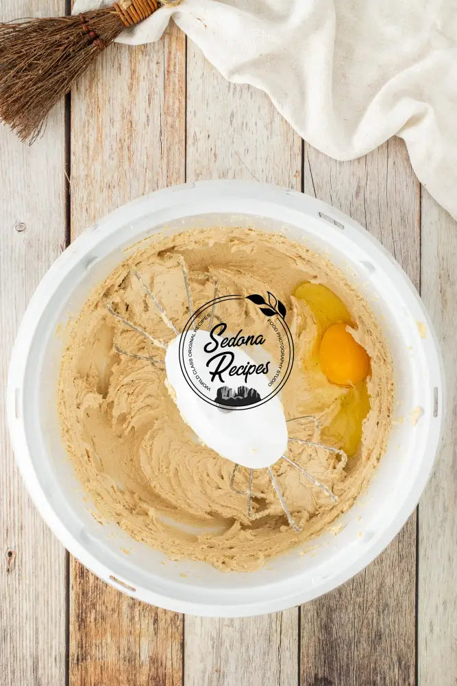 Harry Potter Butterbeer Poke Cake