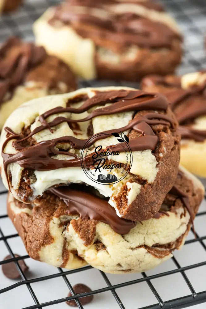 Marbled Chocolate Cheesecake Cookies