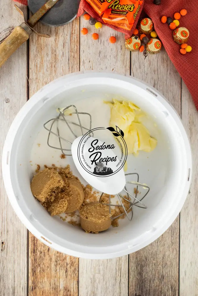 Reese’s Fudge Brownie Pizza