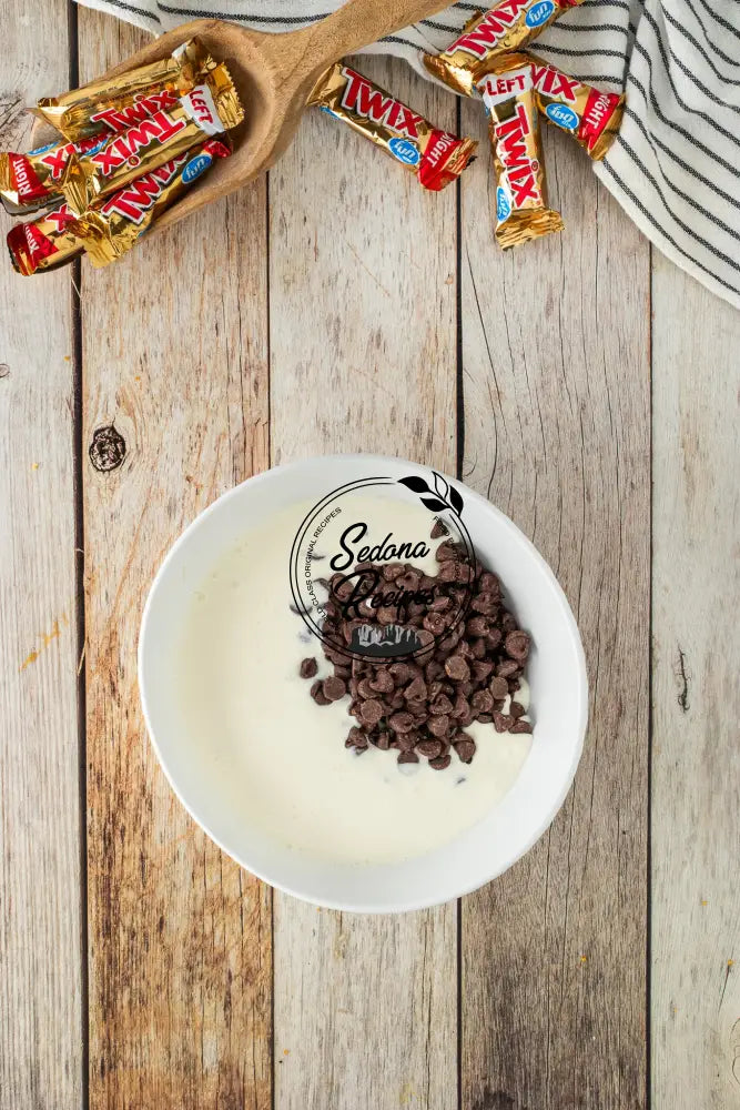 Twix Cheesecake with Oreo Crust