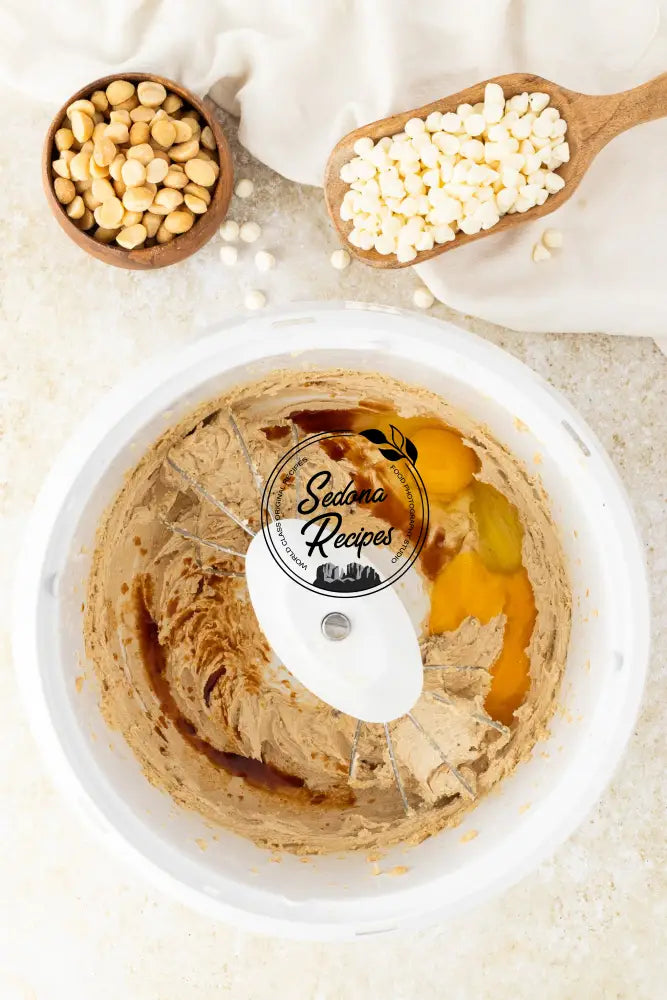 White Chocolate Macadamia Nut Cookies